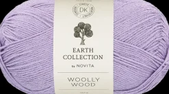 Hot Woolly Wood 100G 730 Mustikkamaito Käsityötarvikkeet