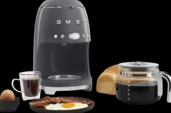 Smeg Kahvi Ja Tee-Kahvinkeitin Dcf02Greu 1,4 Litraa, Harmaa